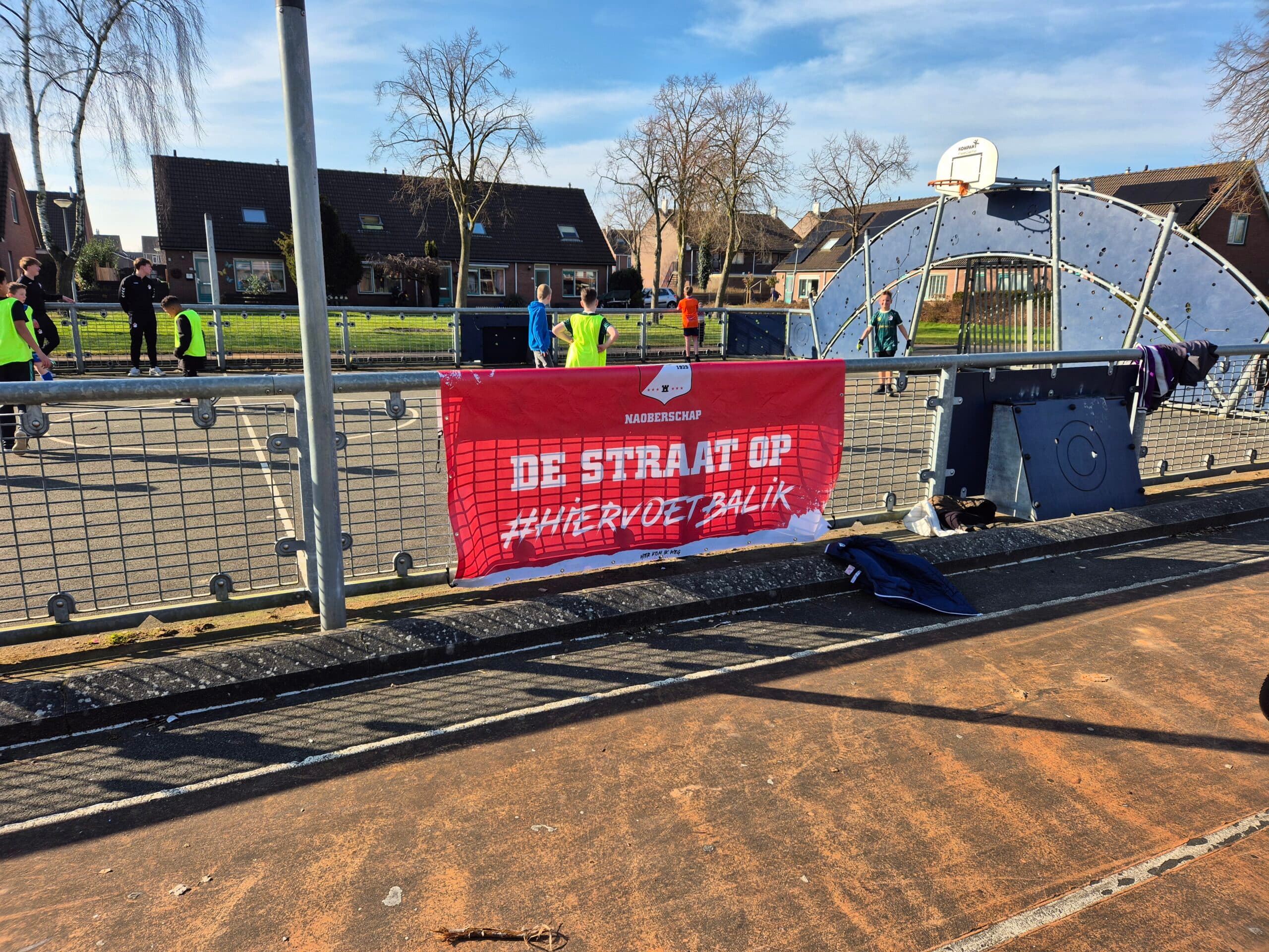 Cover Image for Start FC Emmen De Straat Op in Emmer-Compascuum en Bargeres