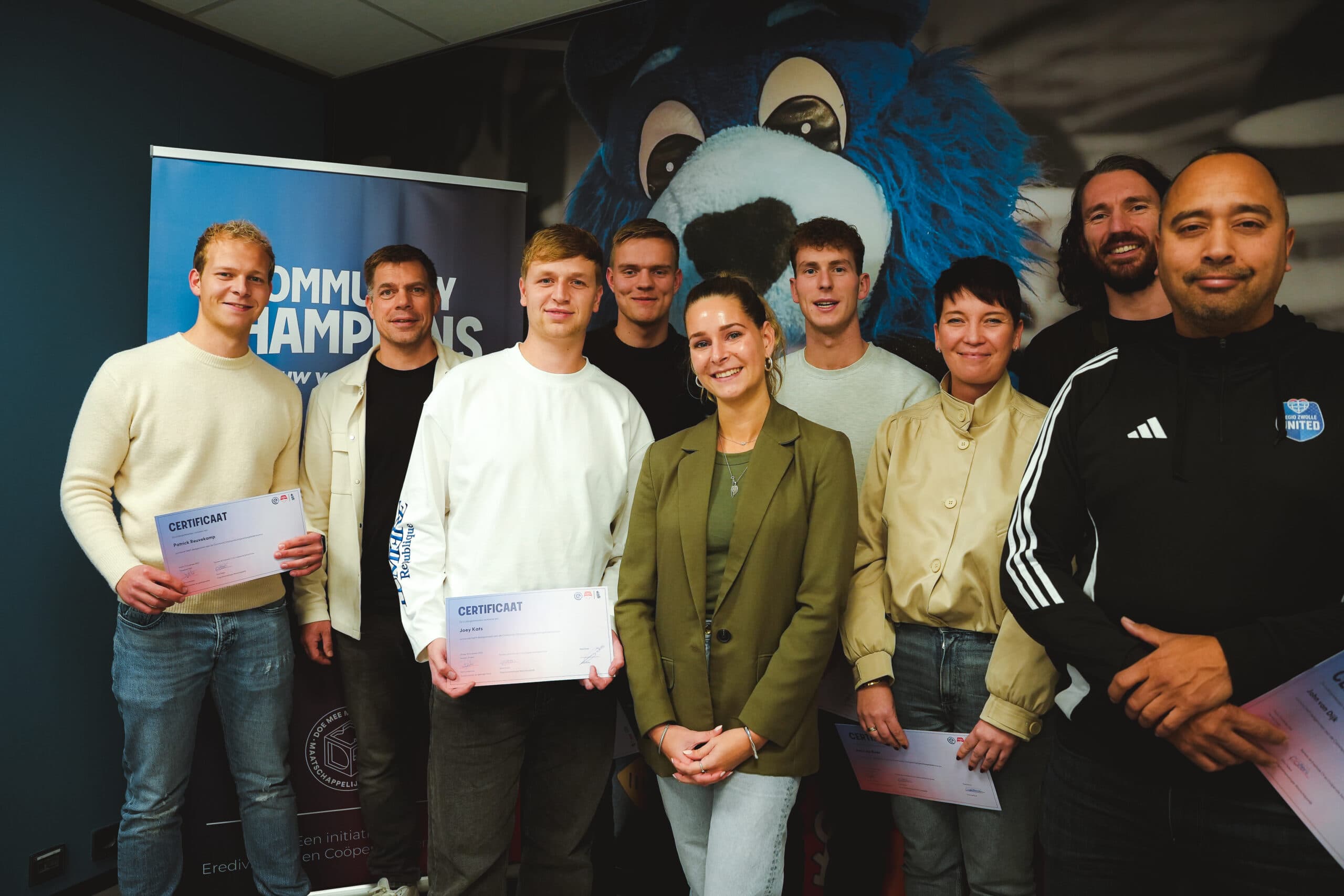 Cover Image for Eerste lichting Community Champions-jongerenbegeleiderscursus succesvol afgerond