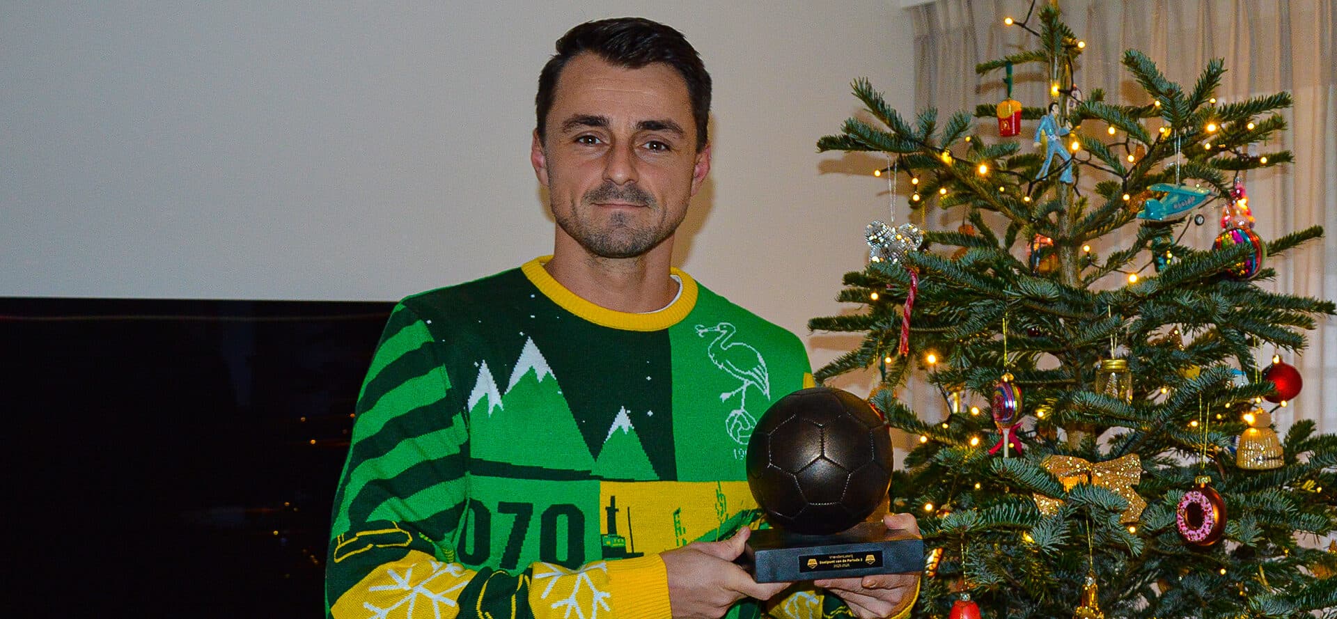 Cover Image for Daryl van Mieghem wint Doelpunt van de Periode-bokaal