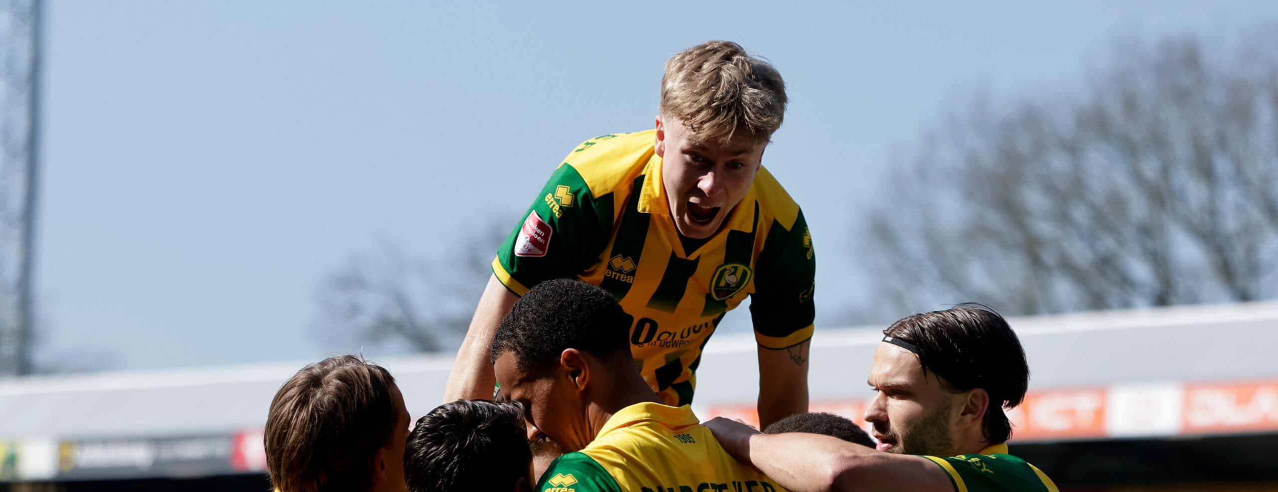 Cover Image for ADO slaat toe in Doetinchem en profiteert van misstap Cambuur