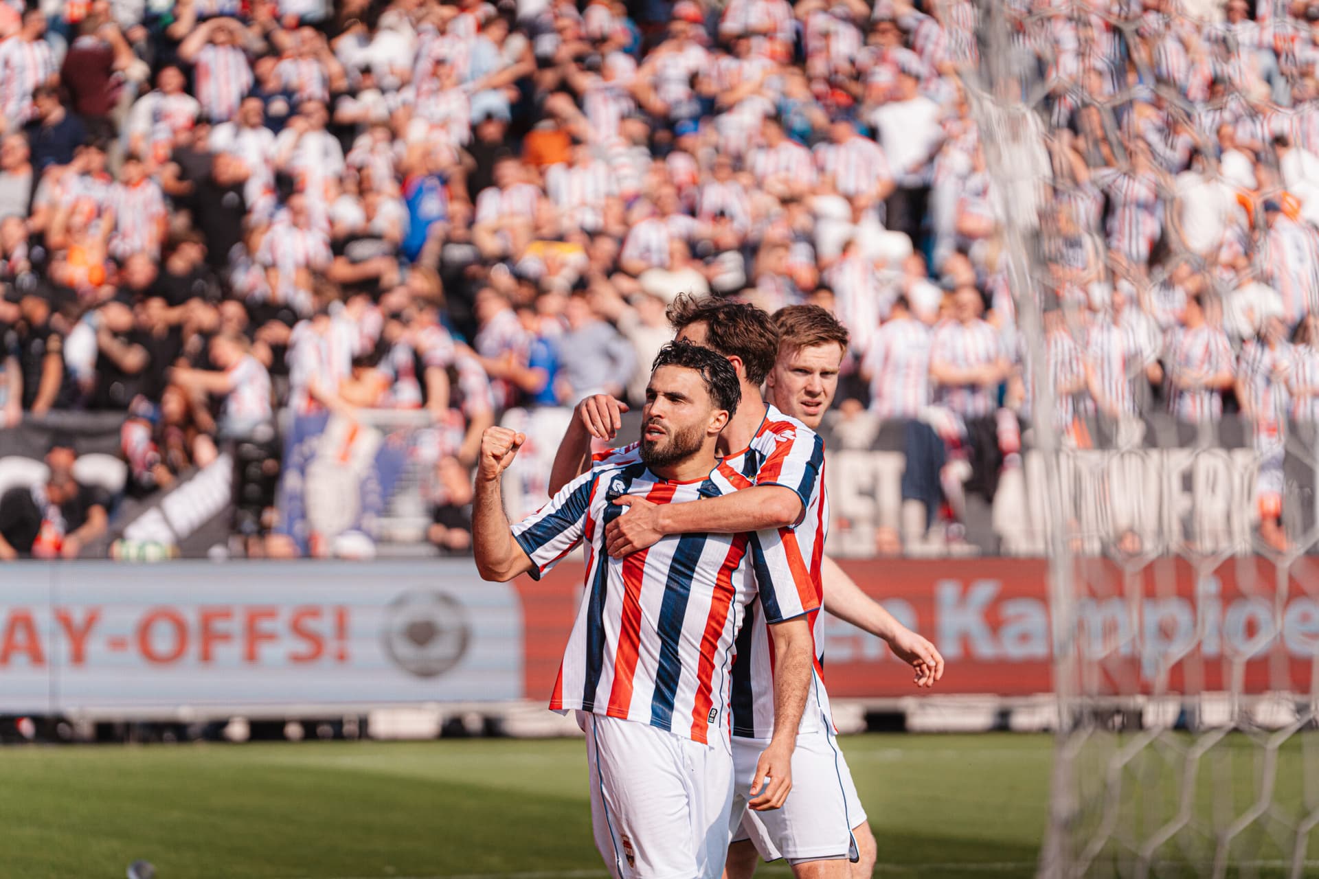 Willem II houdt hoop op droom levend dankzij emotionele treffer El Allouchi