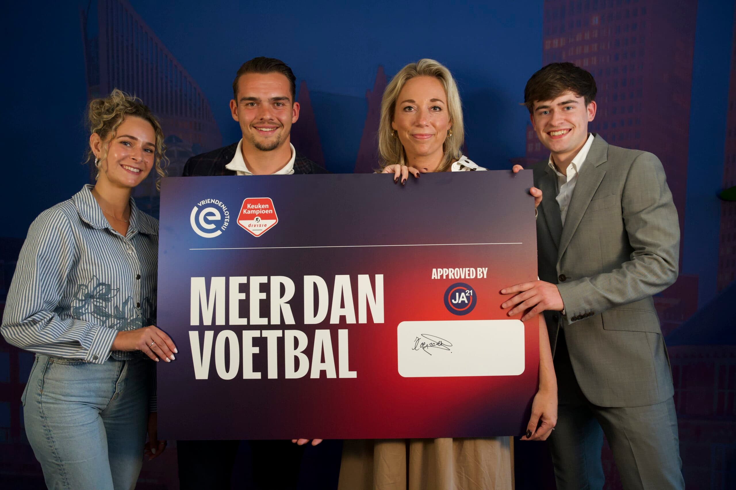 Cover Image for ‘De aantrekkingskracht van betaald voetbal inzetten om maatschappelijke uitdagingen bespreekbaar te maken’